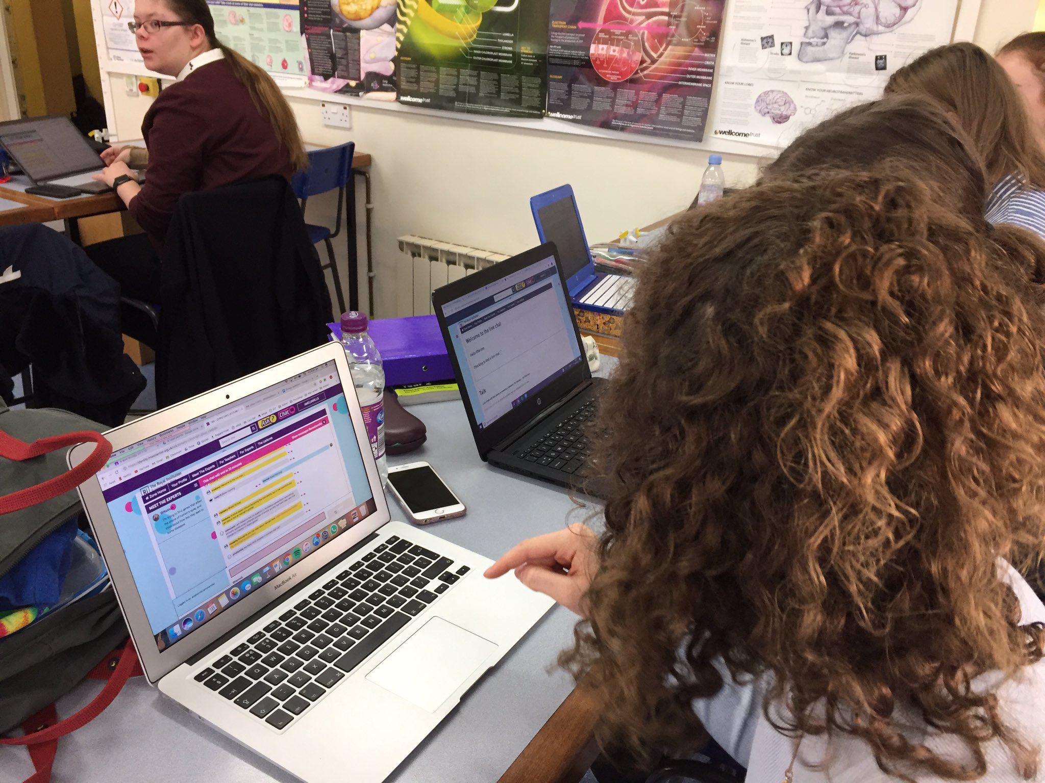 a photo of students using I'm a Scientist in the classroom